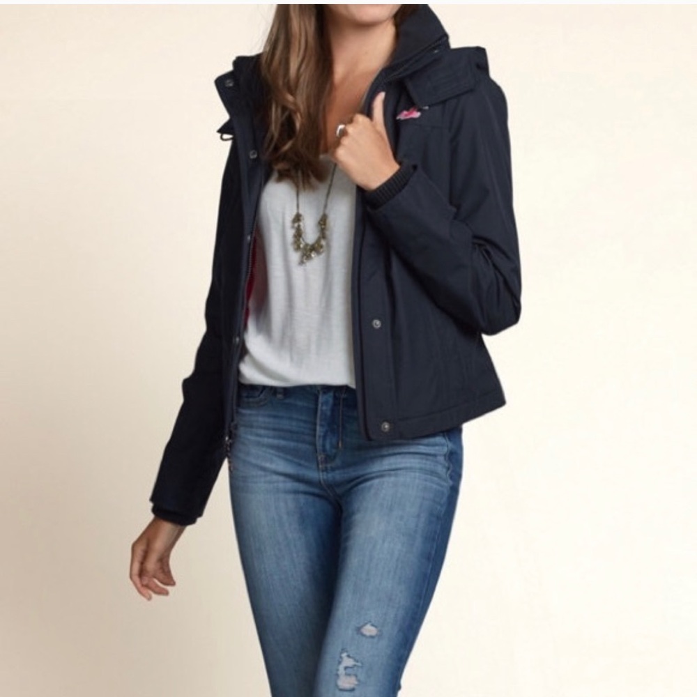 NAVY HOLLISTER ALL-WEATHER JACKET W/ FLEECE LINING